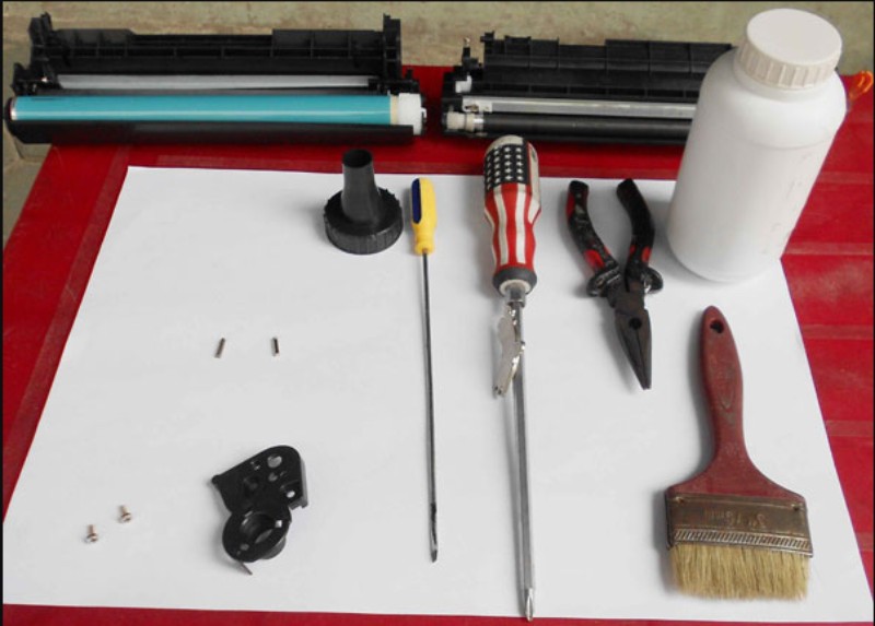 dụng cụ chuẩn bị trước khi thay mực máy in