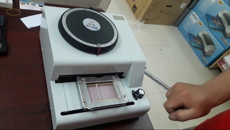 Quy trình in dập nổi