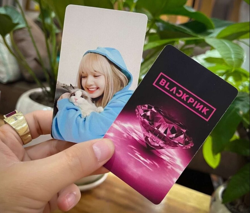 Giấy in card bo góc là gì