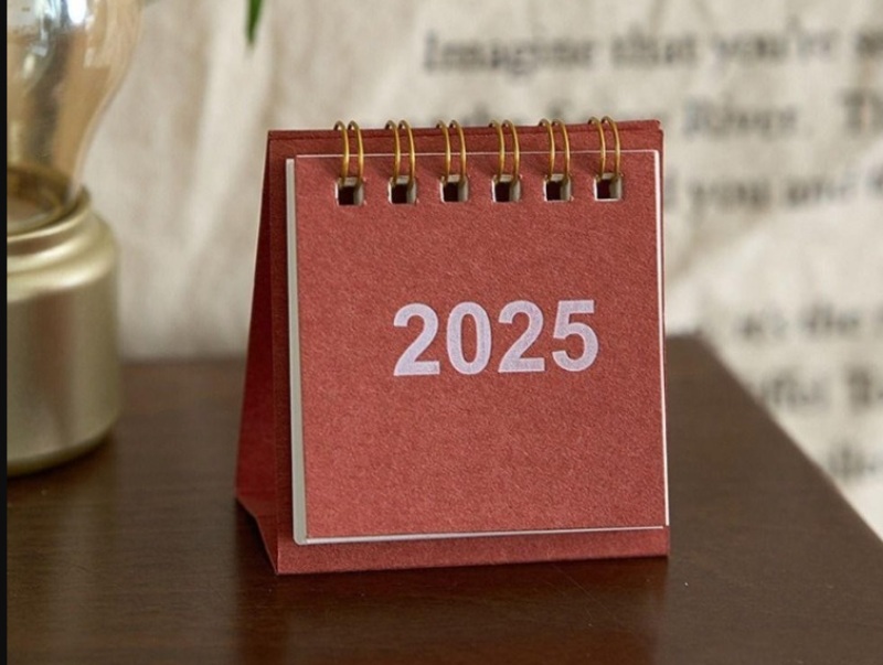 Lịch để bàn mini khối vuông 