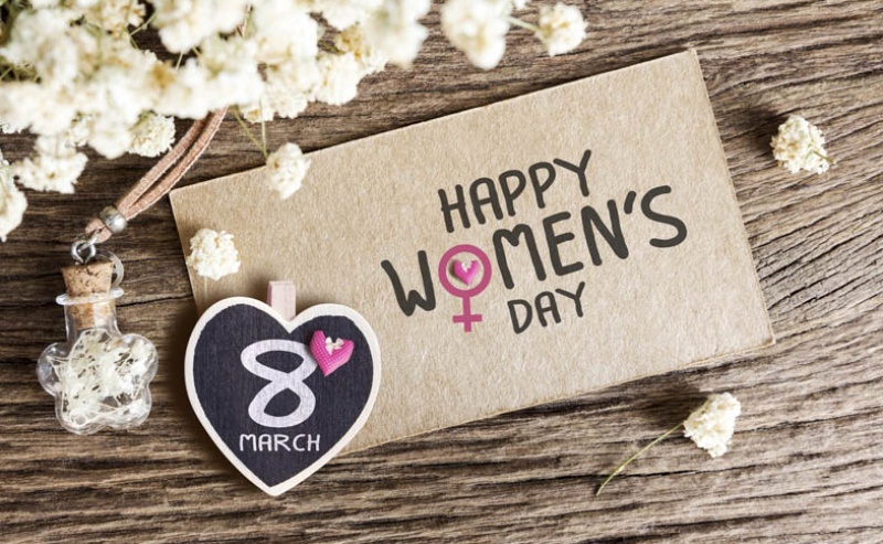 mẫu thiệp 8 tháng 3 tặng người yêu